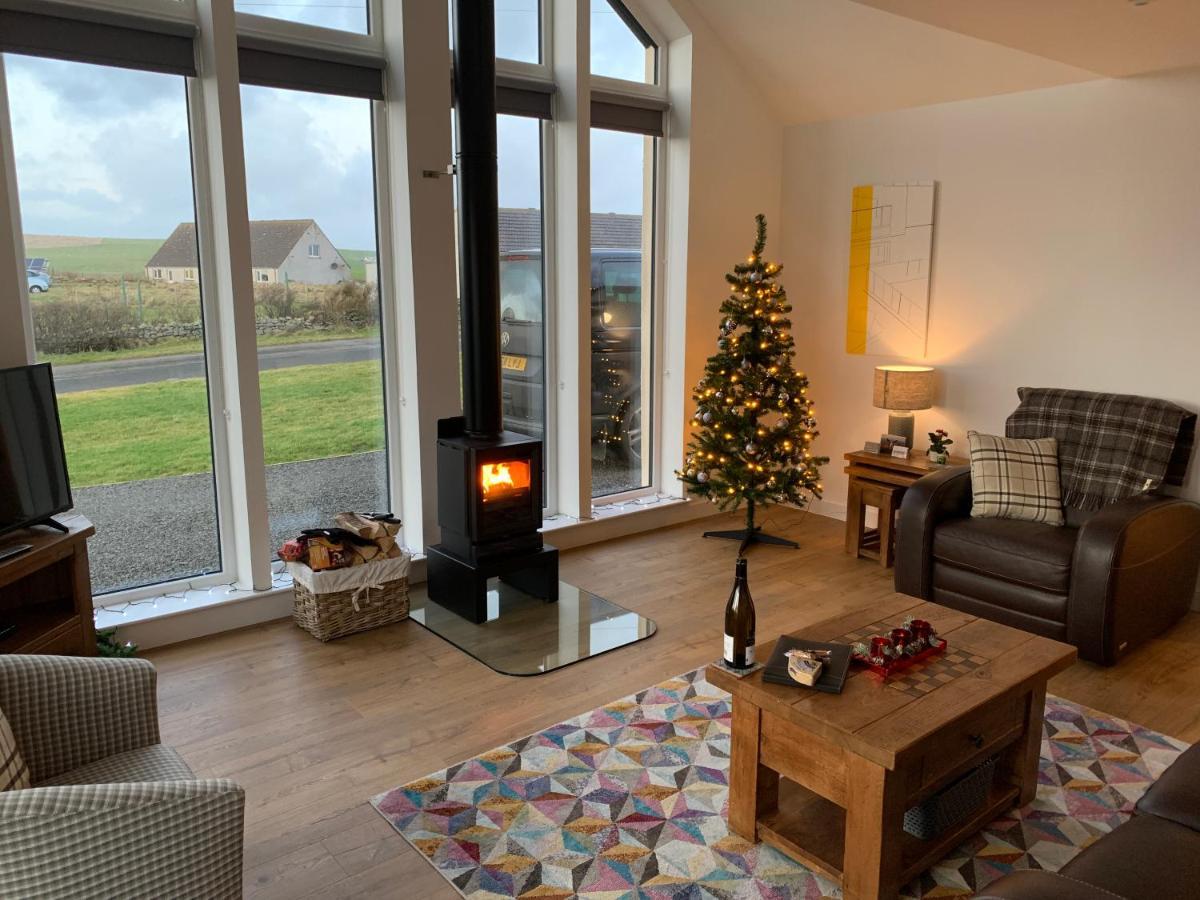 Eastbrae Cottages & Lodges Стромнес Екстериор снимка