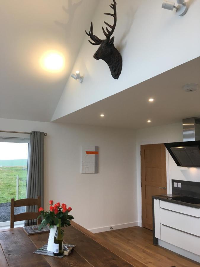 Eastbrae Cottages & Lodges Стромнес Екстериор снимка