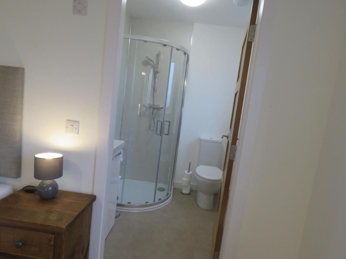 Eastbrae Cottages & Lodges Стромнес Екстериор снимка