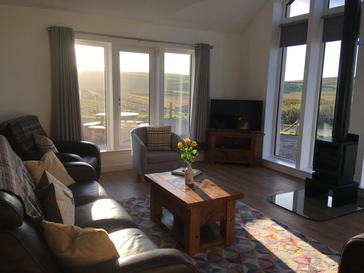 Eastbrae Cottages & Lodges Стромнес Екстериор снимка