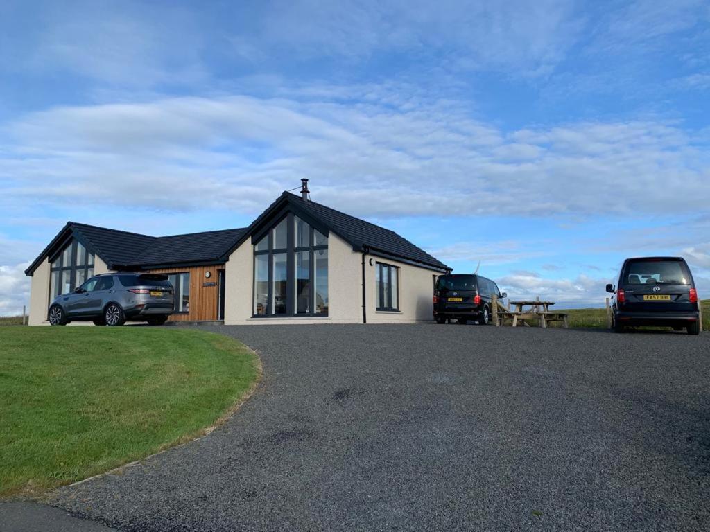 Eastbrae Cottages & Lodges Стромнес Екстериор снимка