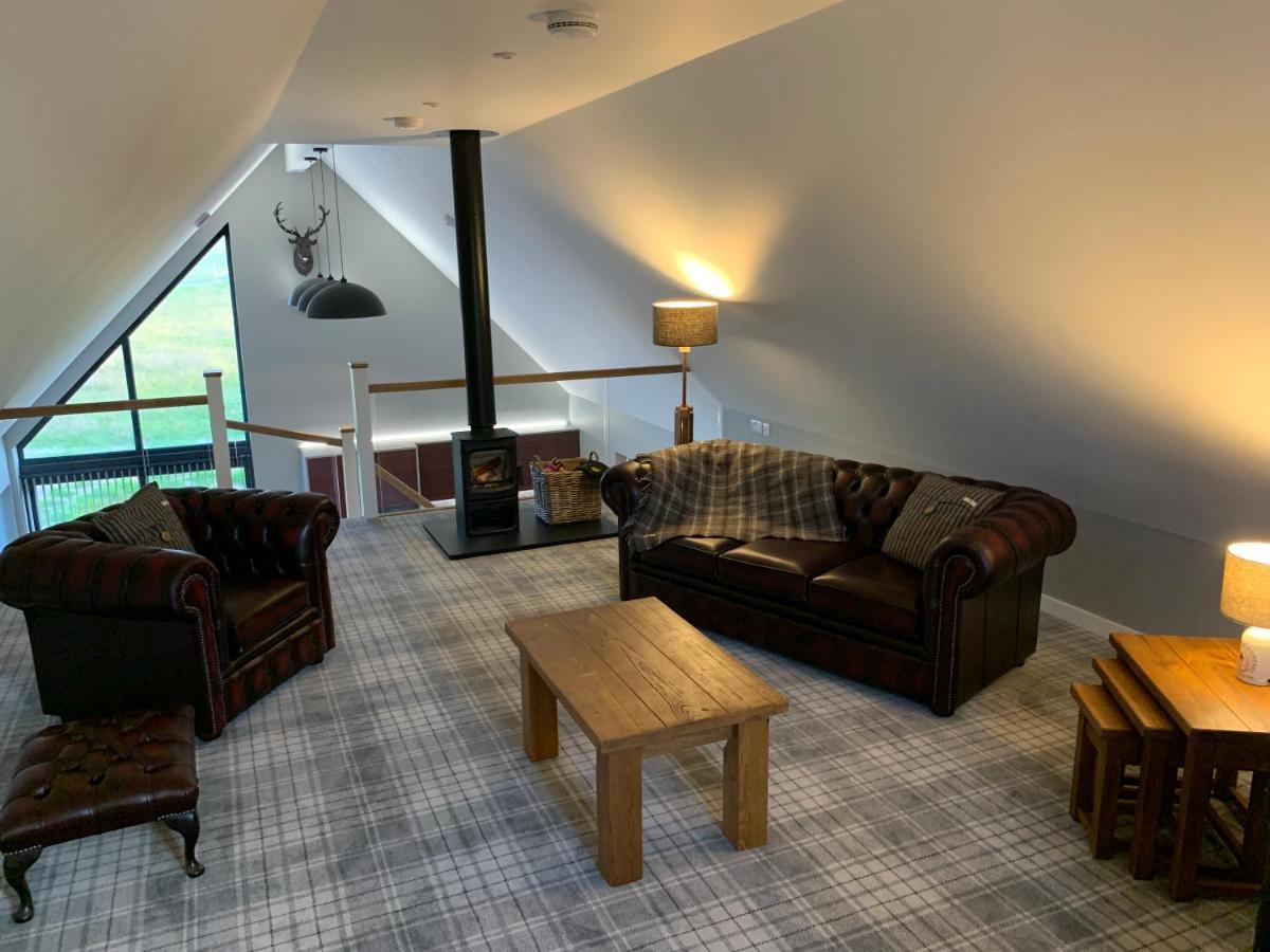 Eastbrae Cottages & Lodges Стромнес Екстериор снимка
